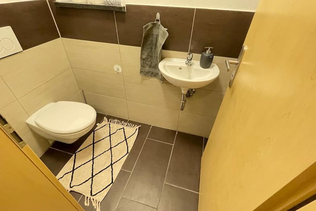 Shine Apartment Schwarzenfeld Екстер'єр фото